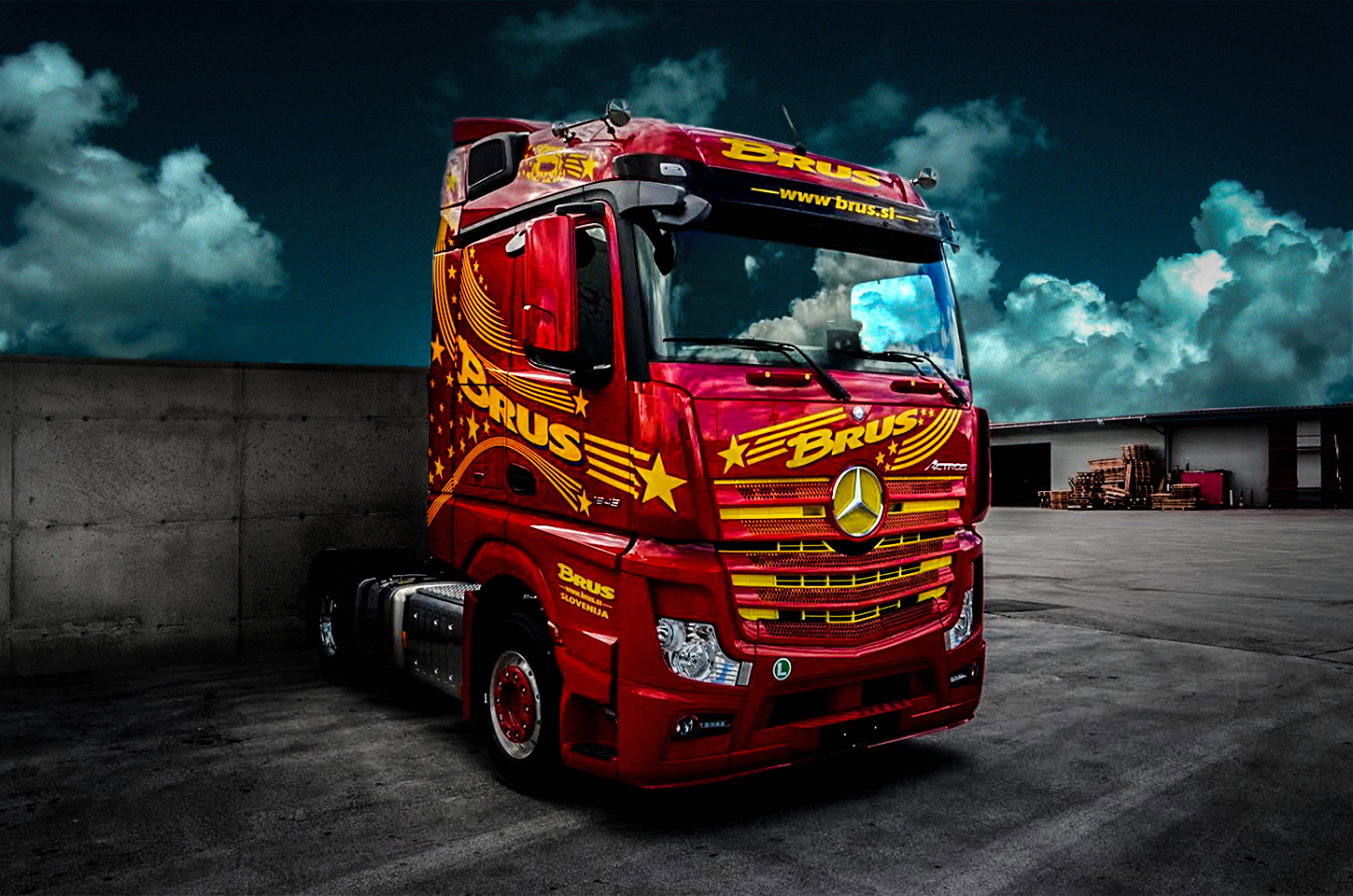 Brus_d_o_o_transport-Kamion _Mercedez_Albatros_Nocna_Brus.si